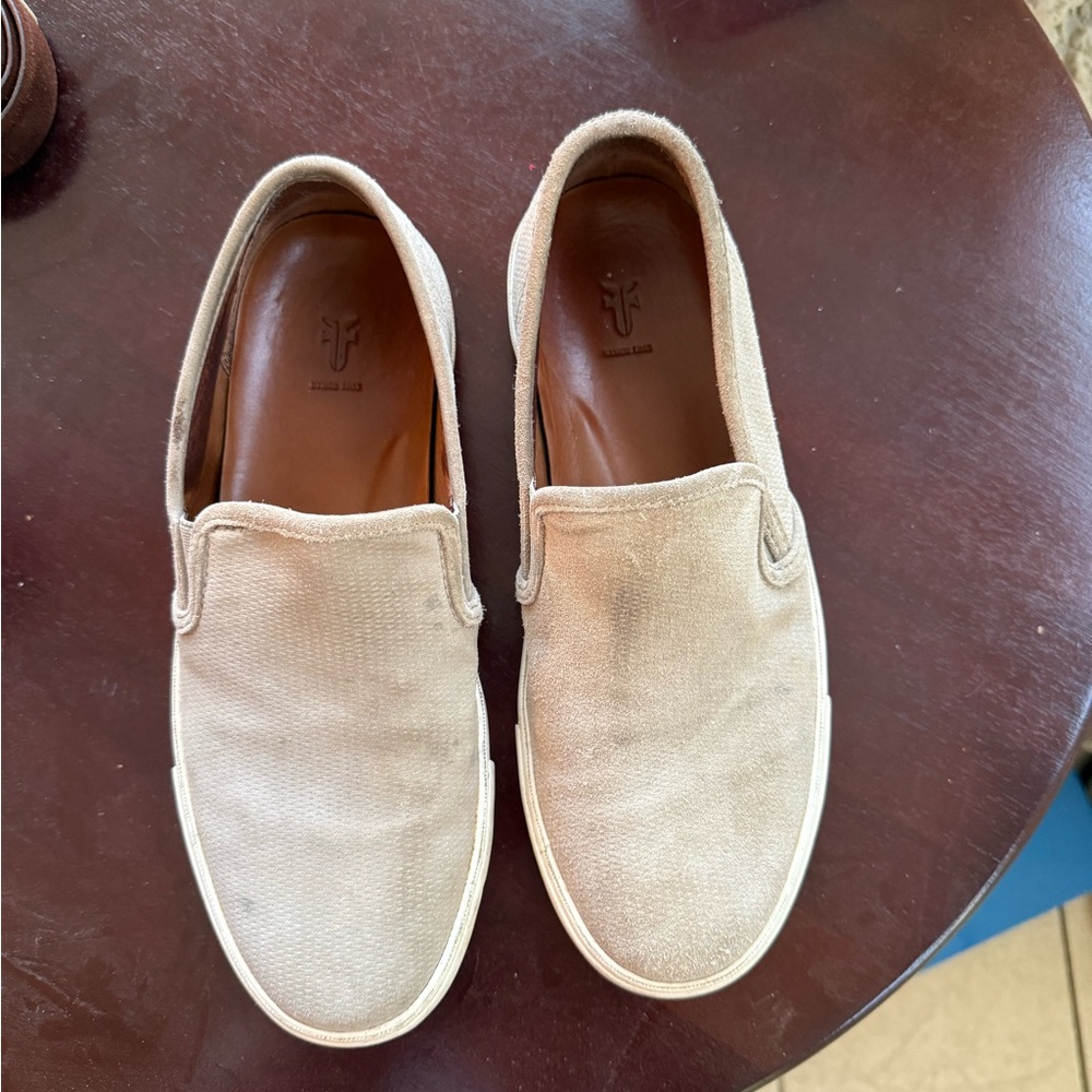 Frye Tan Loafers Slip-Ons Casual Comfort